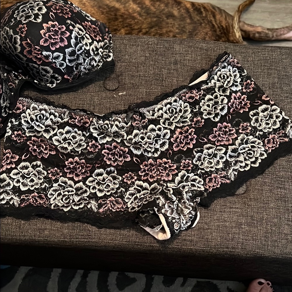 Floral Lace Intimate boy short- Black and Pink floral